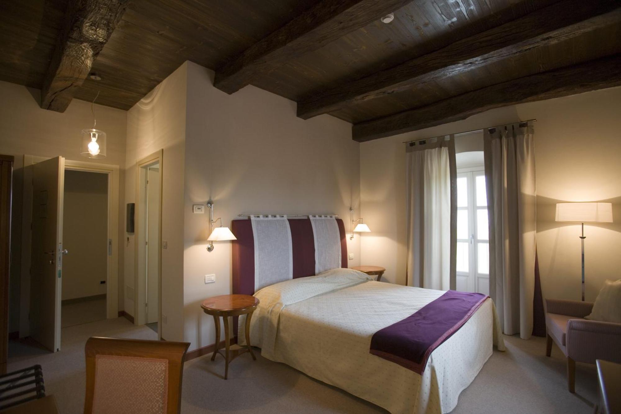 Hotel Antico Podere Propano Saluzzo Buitenkant foto
