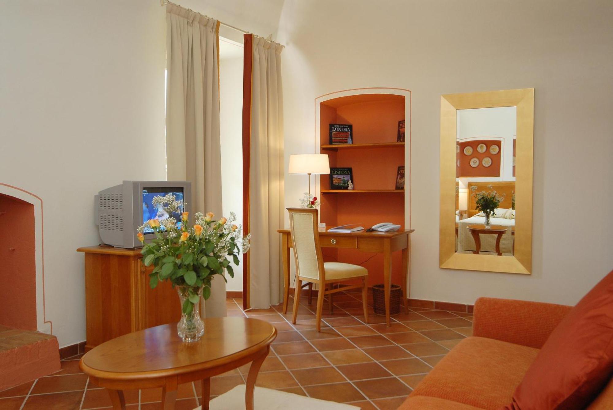 Hotel Antico Podere Propano Saluzzo Buitenkant foto