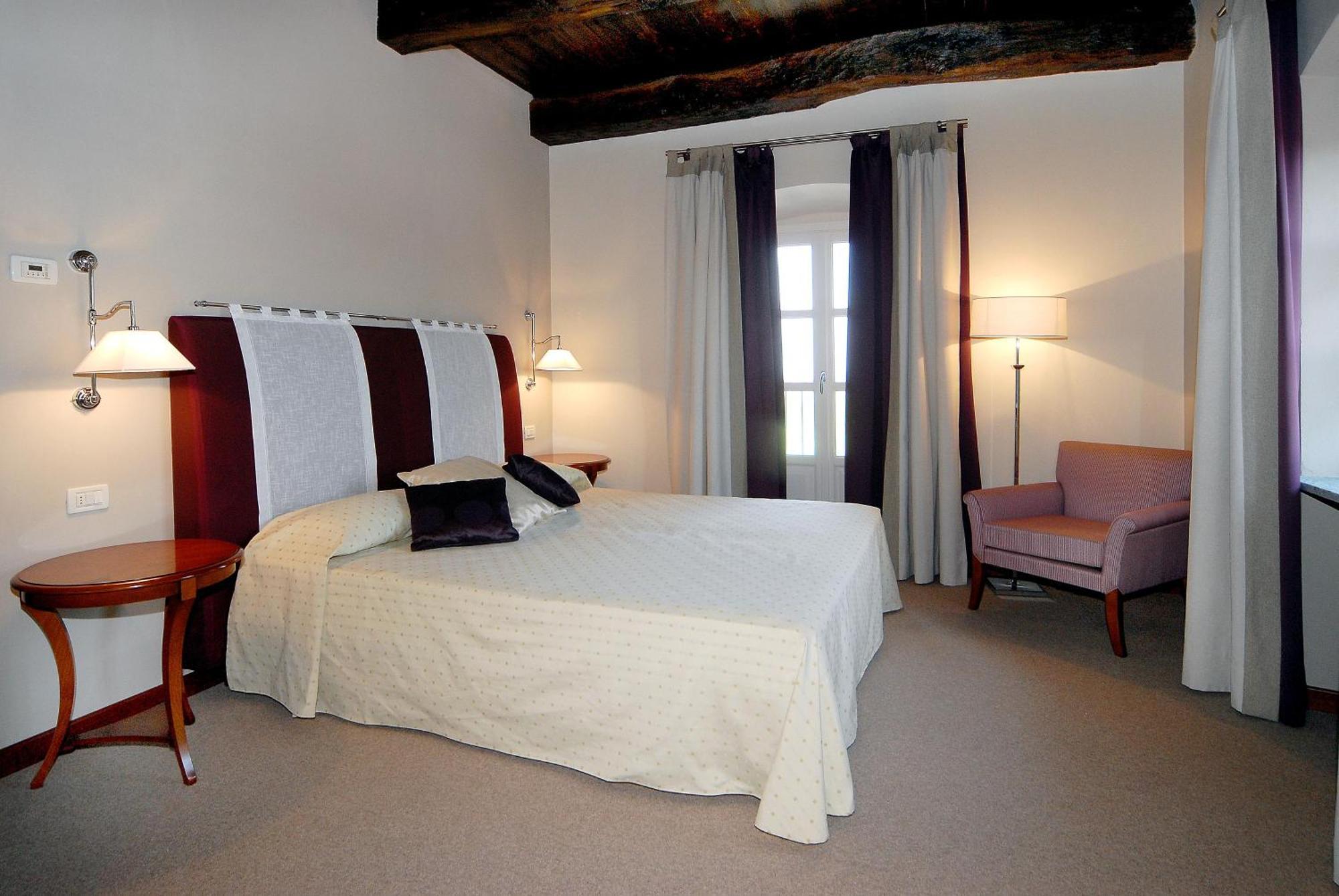Hotel Antico Podere Propano Saluzzo Buitenkant foto