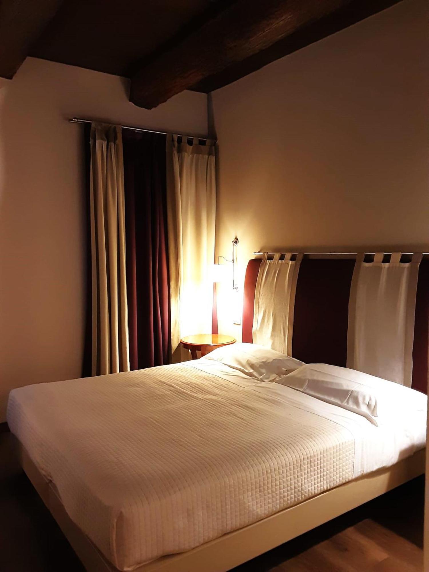 Hotel Antico Podere Propano Saluzzo Buitenkant foto