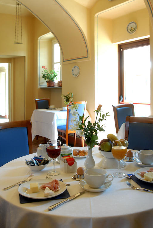 Hotel Antico Podere Propano Saluzzo Buitenkant foto