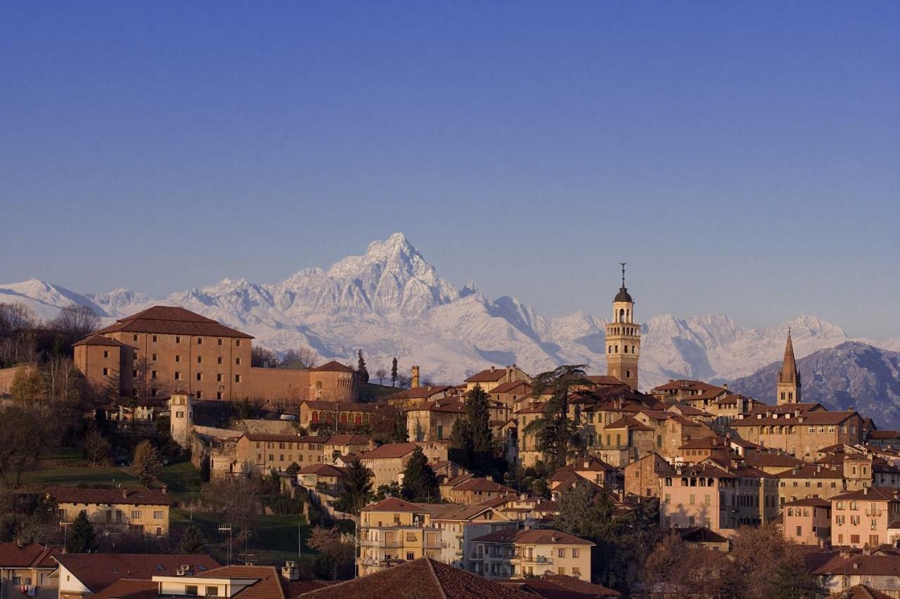 Hotel Antico Podere Propano Saluzzo Buitenkant foto